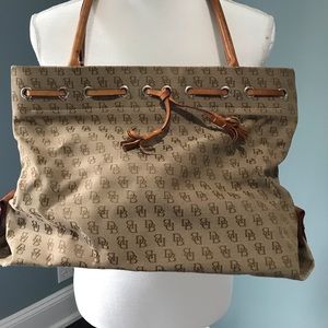 Dooney and Bourke Tulip Tassel Tote. Medium